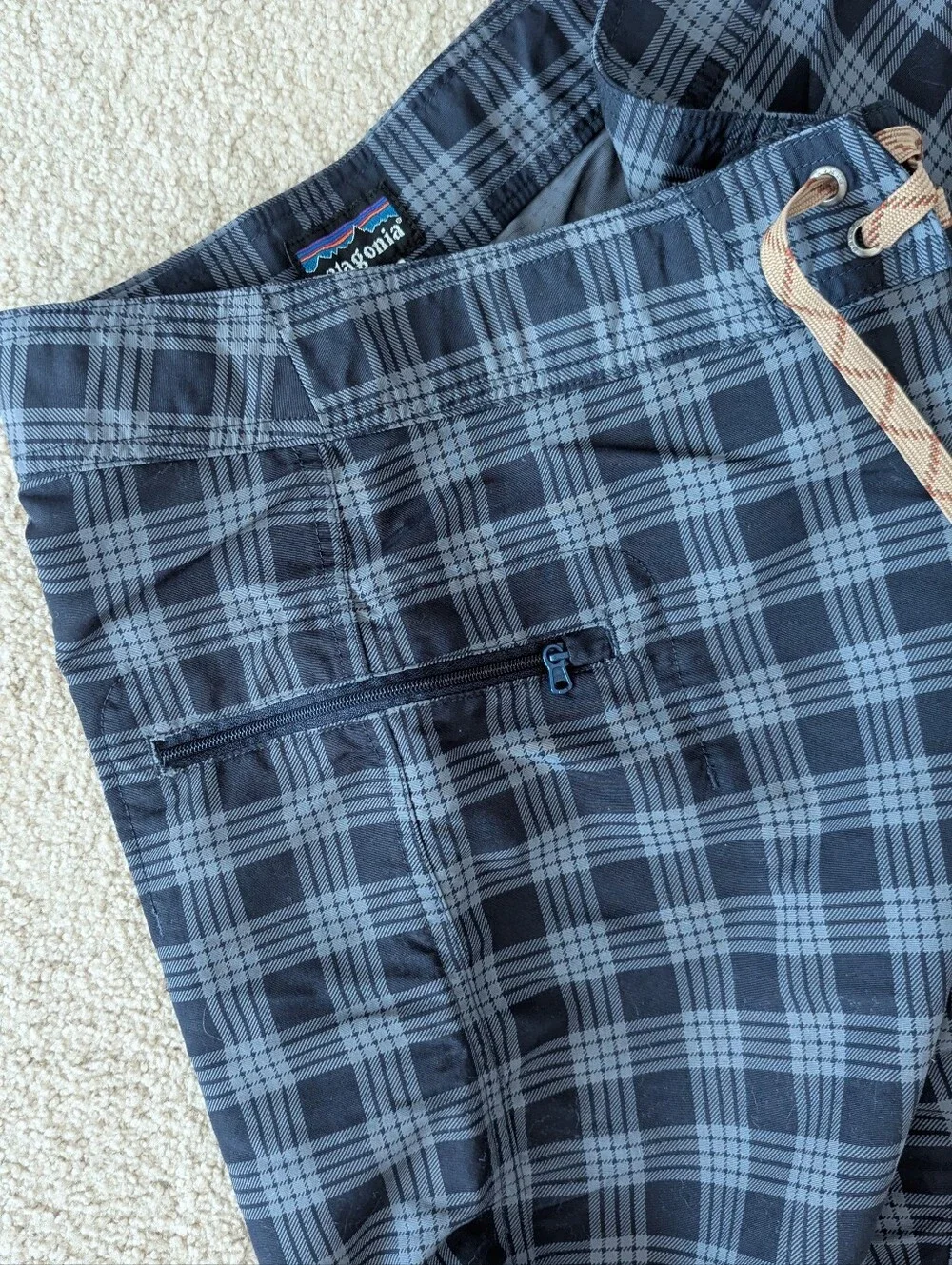 Patagonia Mens Wavefarer Board Shorts Swim Trunks Nylon Blue Check Sz 32